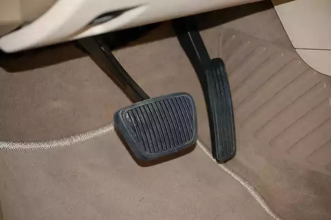 摩托車剎車圈，輪轂剎車圈，鼓式制動器，Drum brake，摩托車制動鐵套