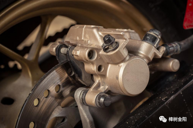 鼓式制動(dòng)器,摩托車(chē)剎車(chē)圈,輪轂剎車(chē)圈,Drum brake,摩托車(chē)制動(dòng)鐵套